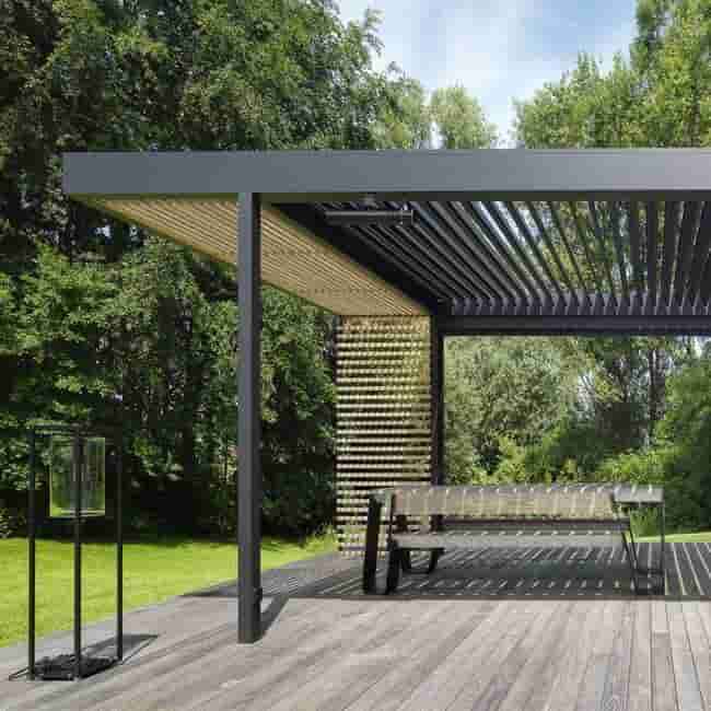 Bioclimatic Pergola in America